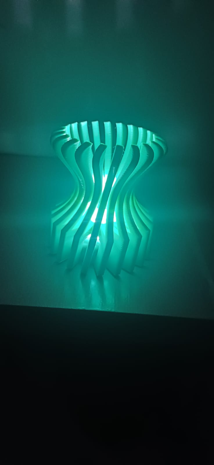 Lampă LED cu baterii