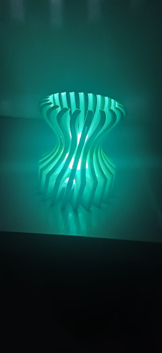 Lampă LED cu baterii