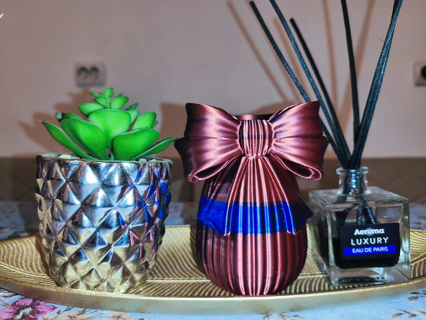 Vas Decorativ cu Fundă – Imprimat 3D